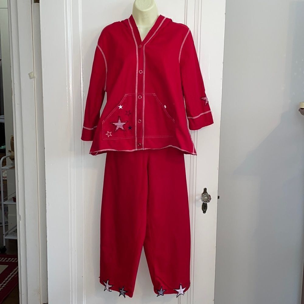 Vtg 90s Onque Casuals red, white & blue knit Capri pant‎ outfit/hoodie jacket